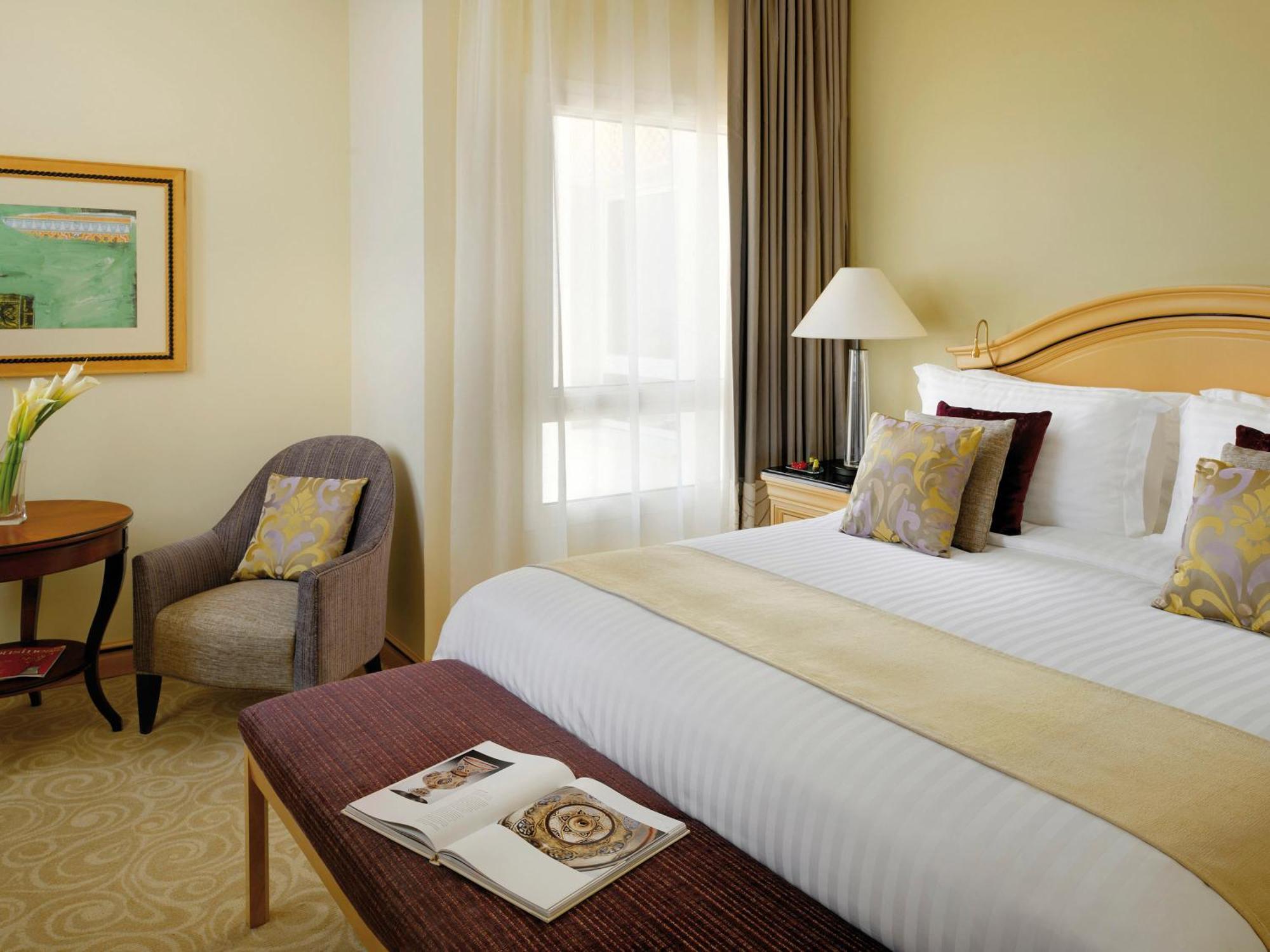 Moevenpick Hotel Doha Exterior photo
