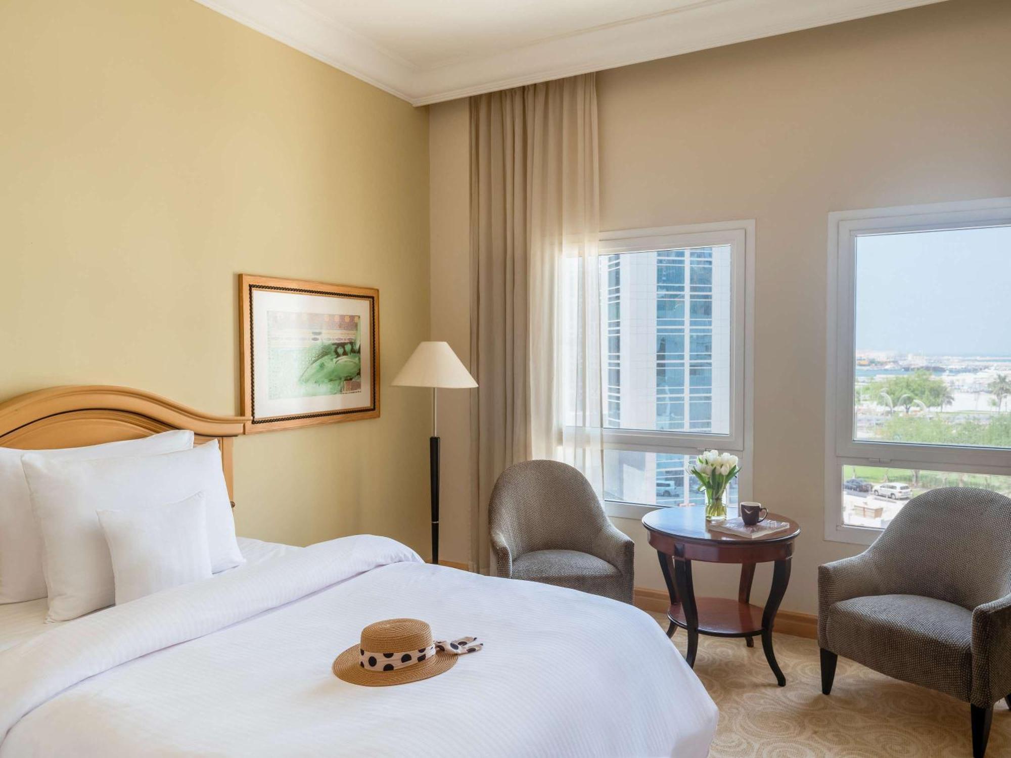 Moevenpick Hotel Doha Exterior photo